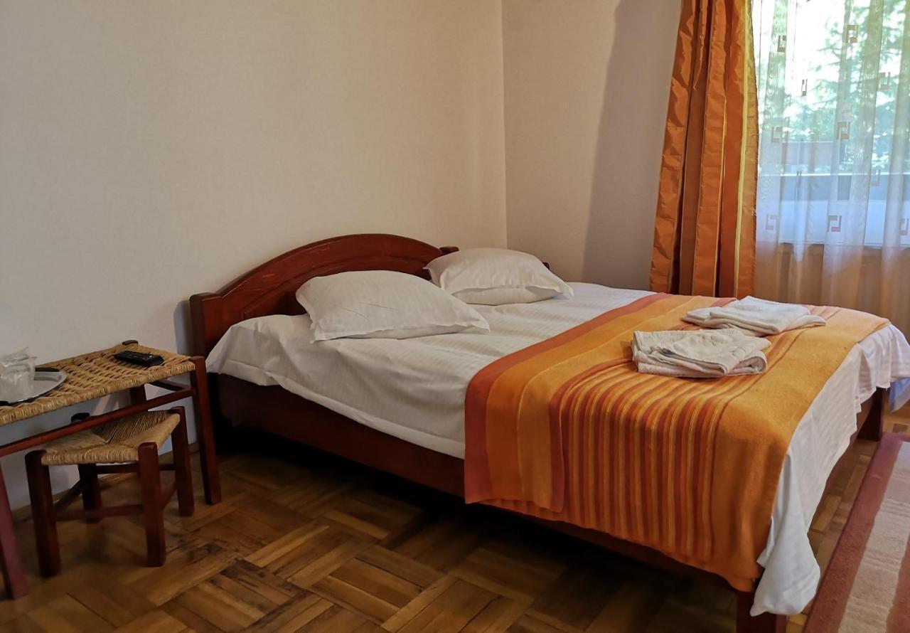 Hotel Raza Soarelui Moeciu De Sus Zimmer foto