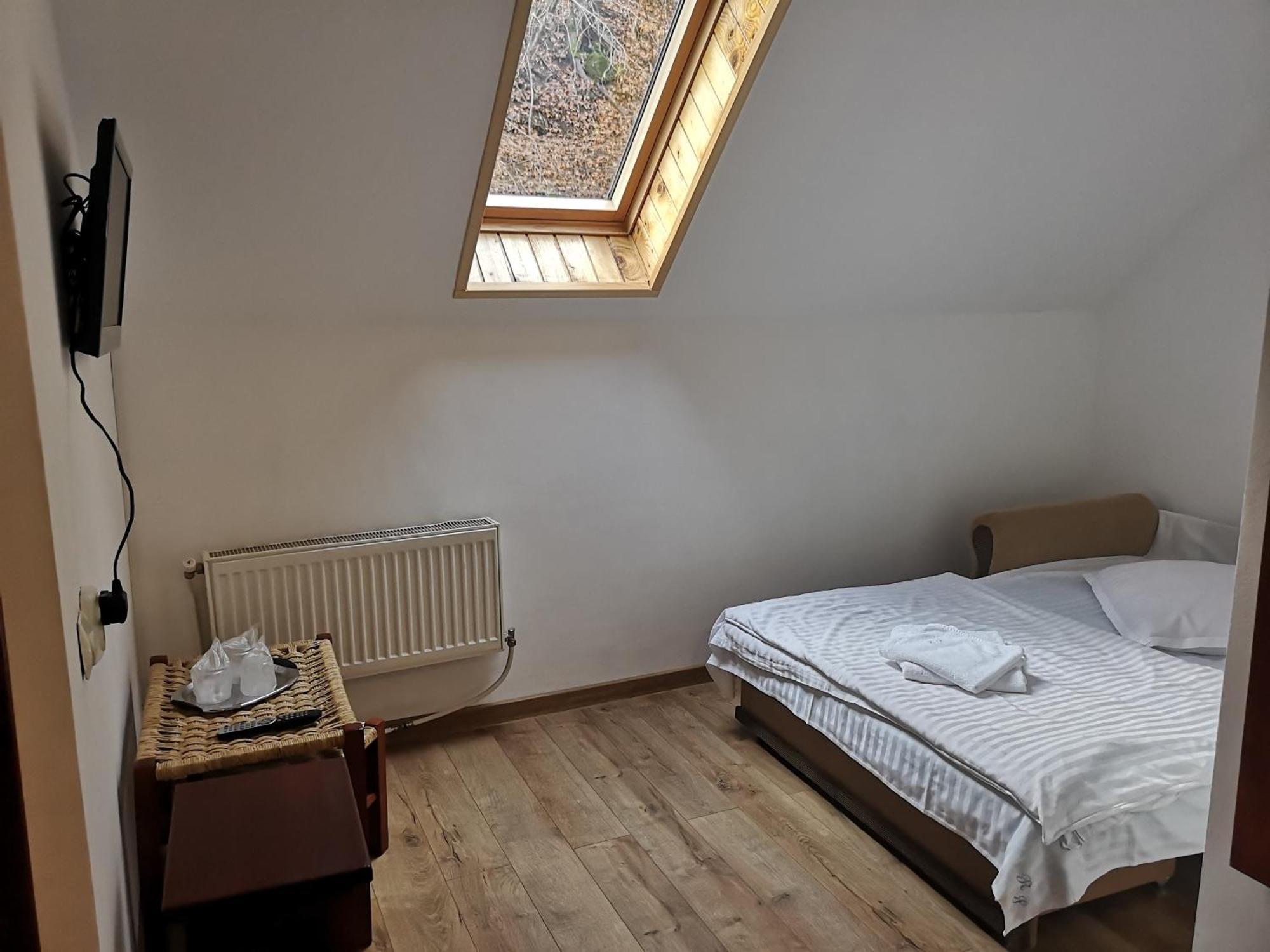 Hotel Raza Soarelui Moeciu De Sus Zimmer foto